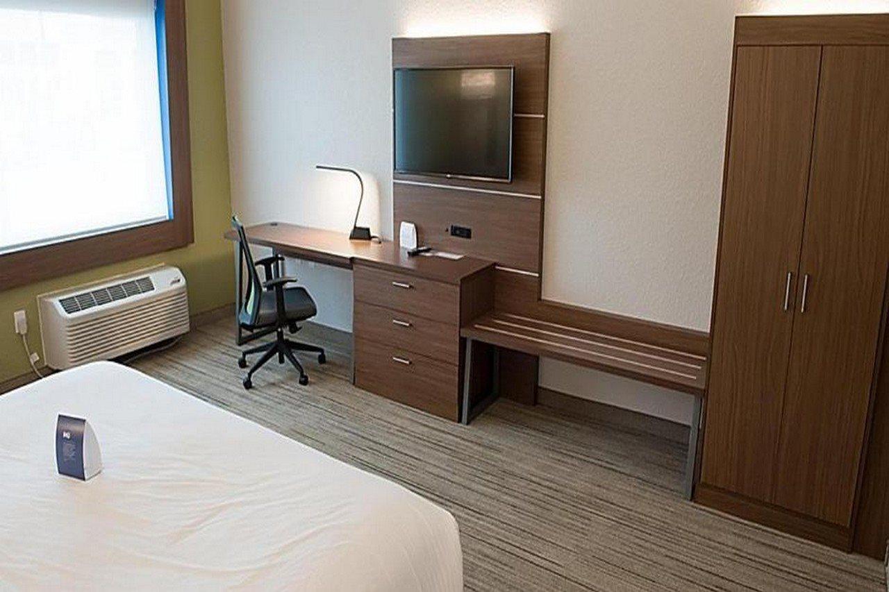 Holiday Inn Express & Suites Dayton North - Vandalia By Ihg Esterno foto